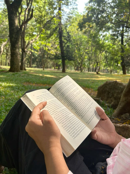 Livros sobre cannabis: 5 obras para estudar sobre a erva