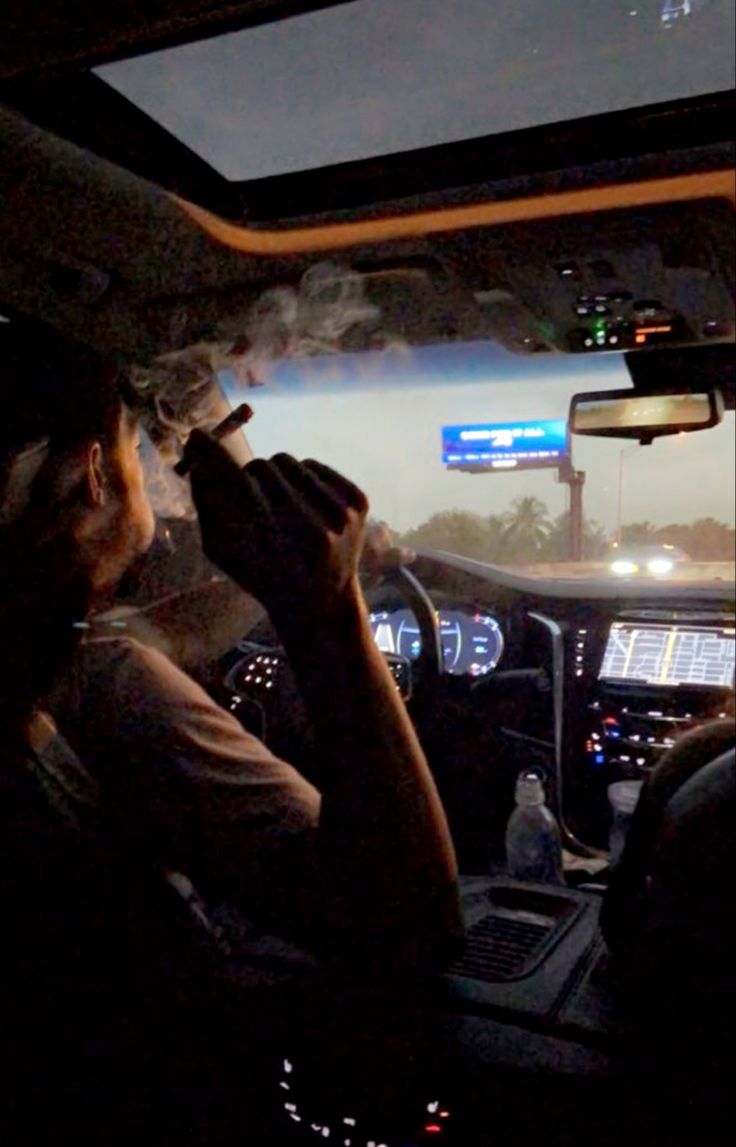 Exame toxicológico para CNH detecta maconha? Conheça as regras!
